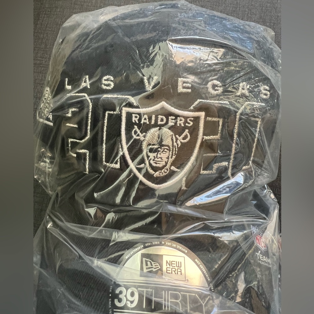 New Era 39Thirty Las Vegas Raiders Hat
